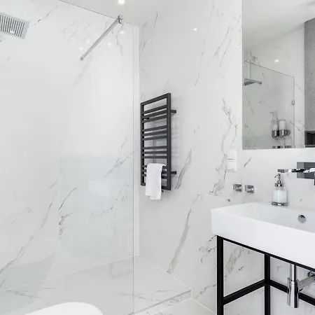 דירה El - Golden Palace פוזנן