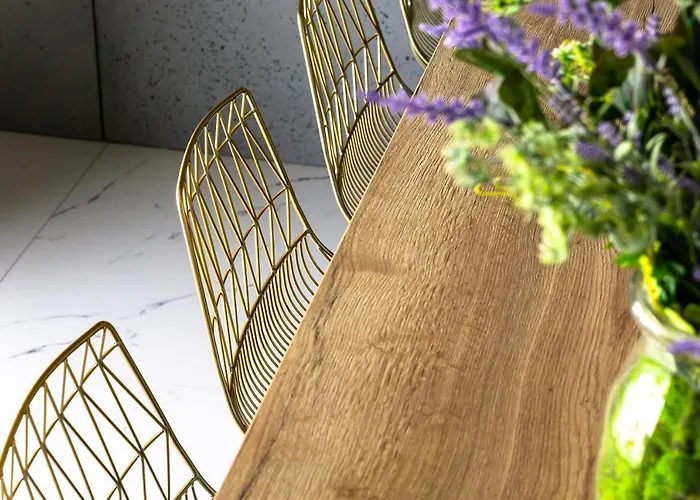 El - Golden Palace Poznań